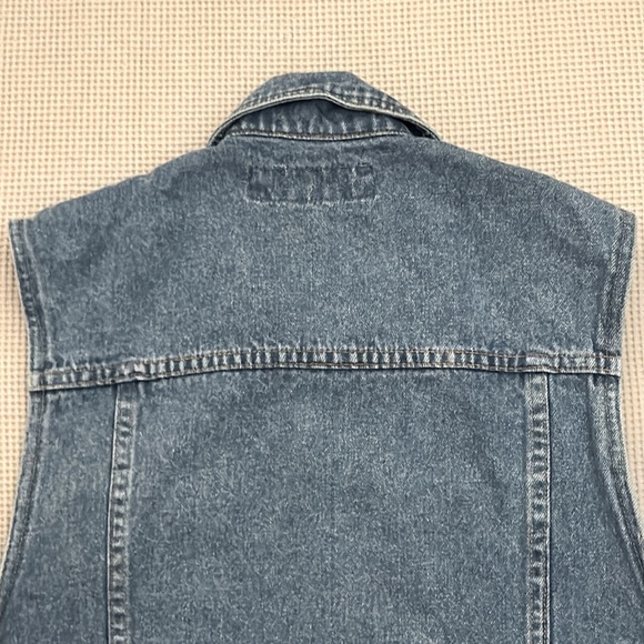 Vintage 90s Denim Vest - Picture 7 of 11